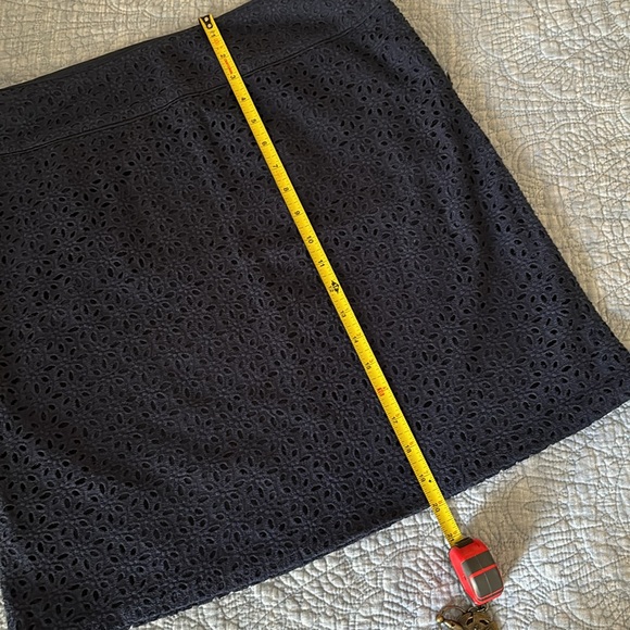 Navy Blue Eyelet Skirt. Size 8 - Picture 11 of 11